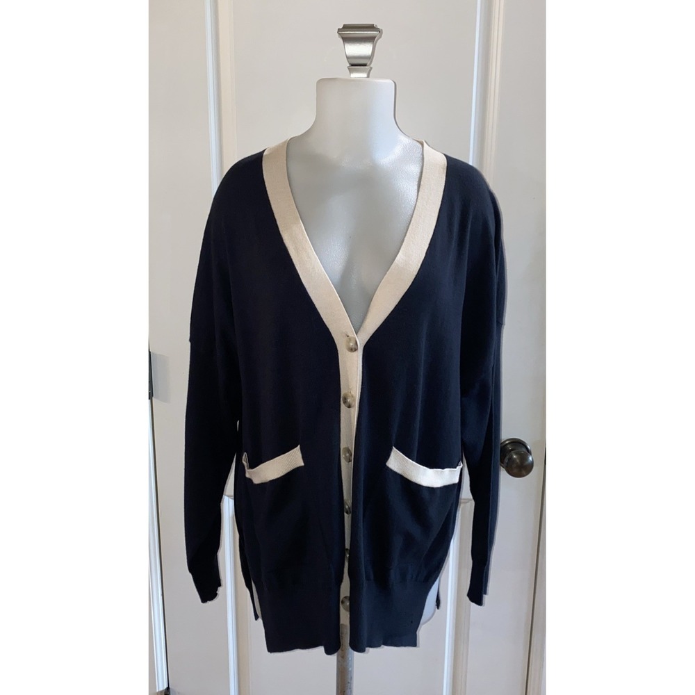 Mersea The Anywhere Cardigan Luxury One Size Pockets Coastal Preppy Navy Button‎